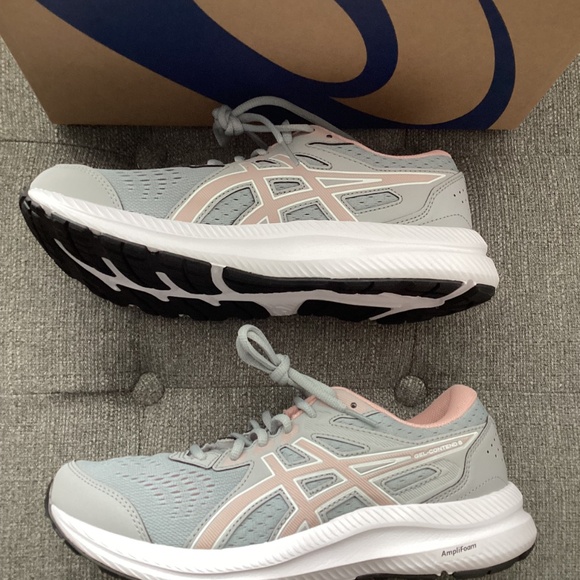 Asics Women's GEL-Contend 8 Running Sneakers, size 9.5 - Picture 5 of 11